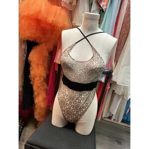 VICTORIA'S SECRET CREAM AND BLACK LACE TEDDY